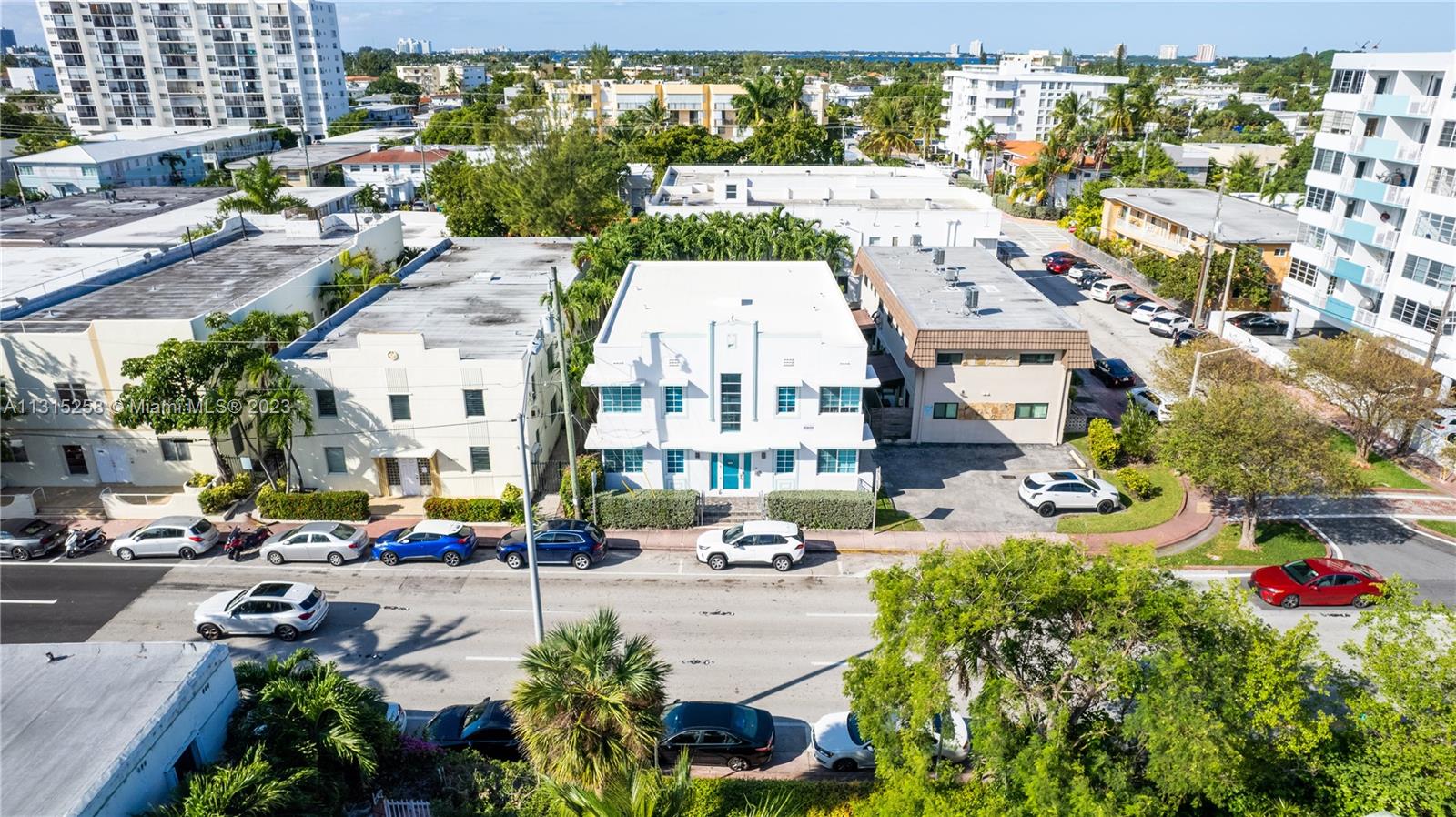 See details / sq. ft. $ 2022-12-13 0 Photo