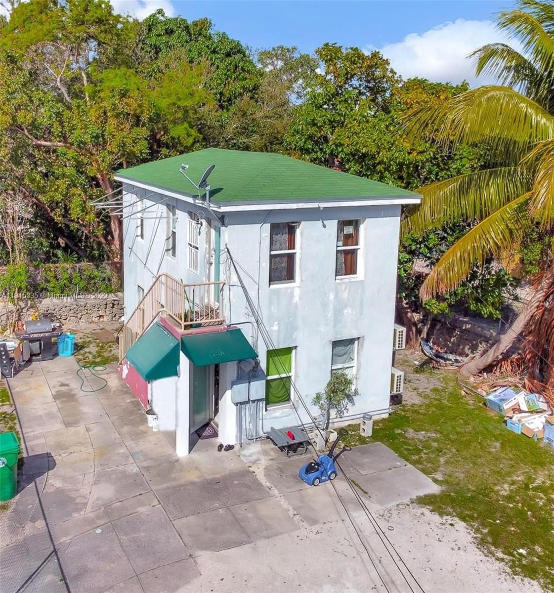 See details / 2189 sq. ft. $ 2022-12-14 0 Photo