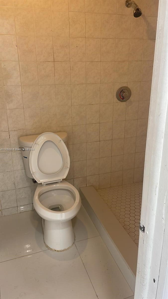 See details / 2189 sq. ft. $ 2022-12-14 0 Photo