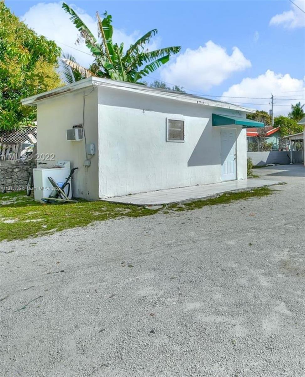See details / 2189 sq. ft. $ 2022-12-14 0 Photo