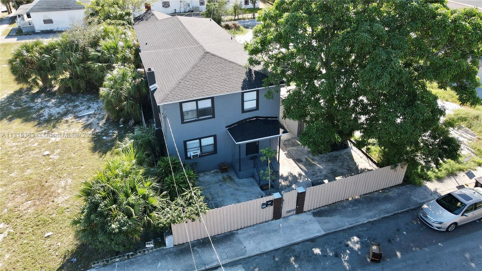 See details / 3430 sq. ft. $ 2023-01-16 0 Photo