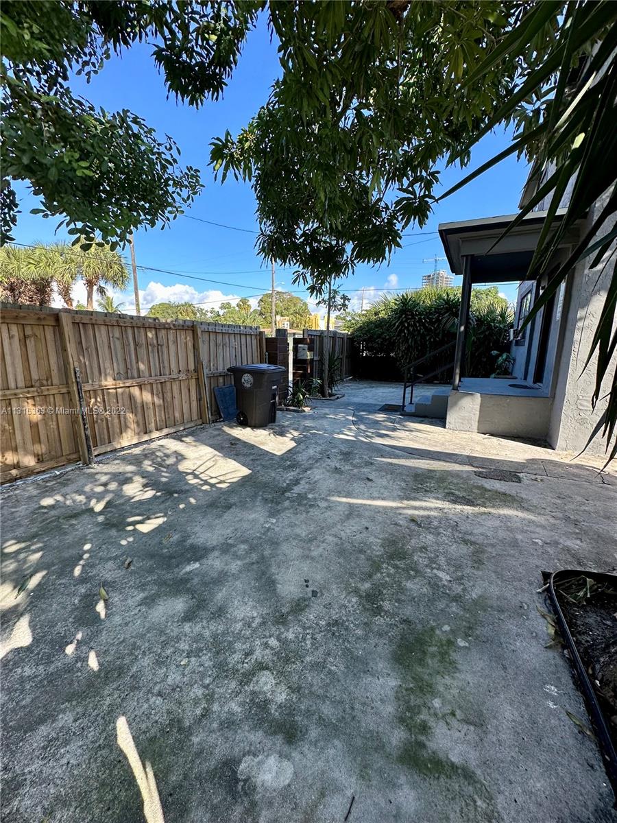 See details / 3430 sq. ft. $ 2023-01-16 0 Photo