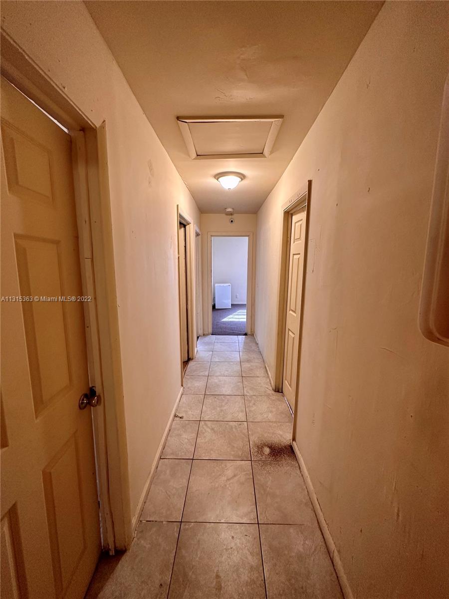 See details / 3430 sq. ft. $ 2023-01-16 0 Photo