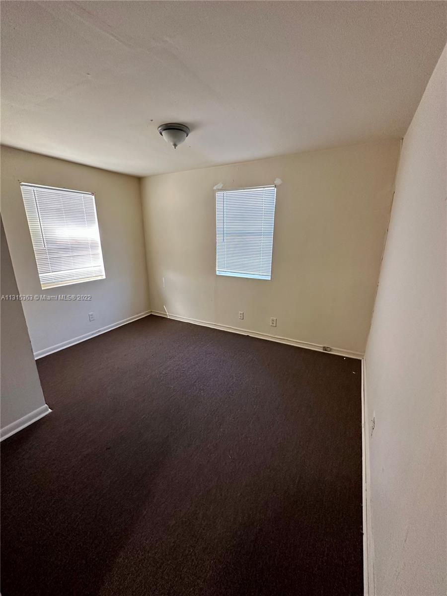 See details / 3430 sq. ft. $ 2023-01-16 0 Photo