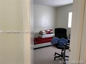 See details / 3183 sq. ft. $ 2022-12-14 0 Photo