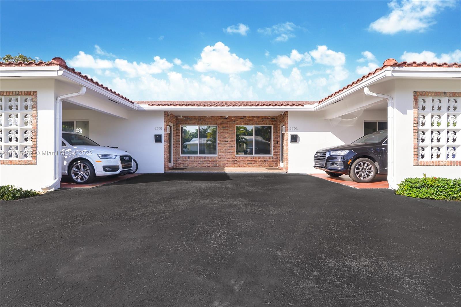 See details / 2807 sq. ft. $ 2022-12-14 0 Photo