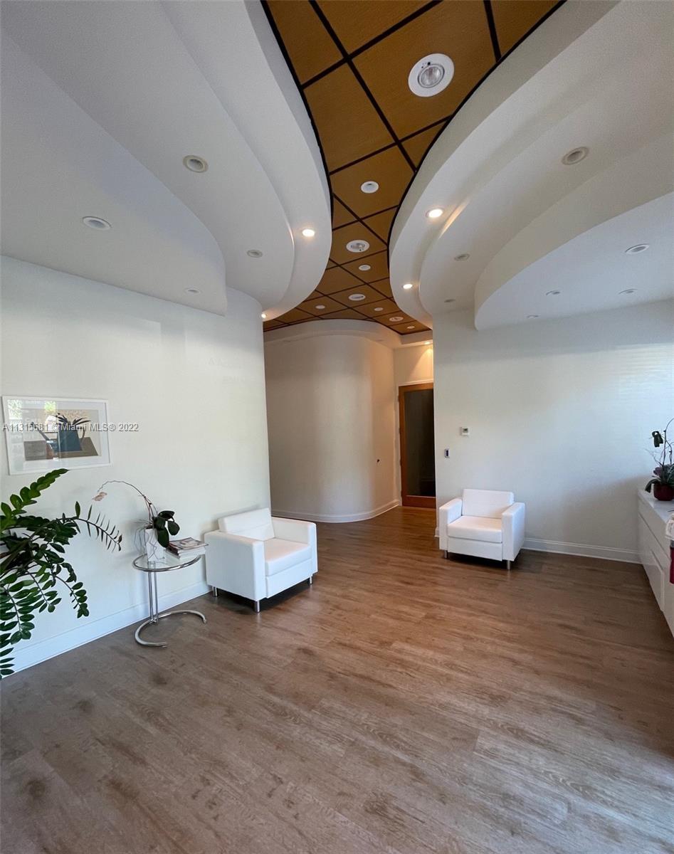 See details 106 / sq. ft. $ 2022-12-14 0 Photo