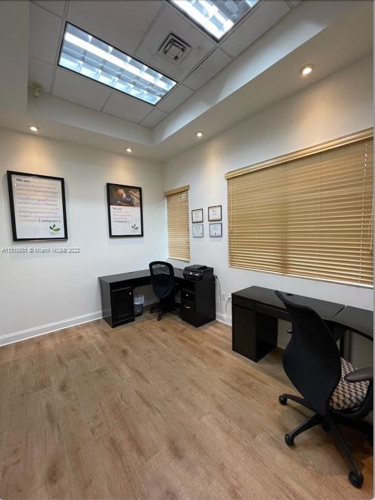 See details 106 / sq. ft. $ 2022-12-14 0 Photo