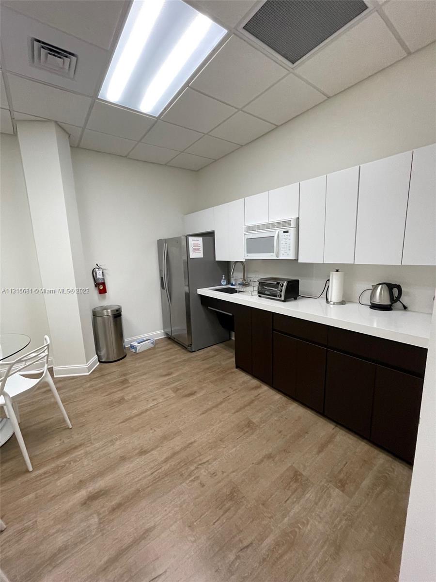 See details 106 / sq. ft. $ 2022-12-14 0 Photo