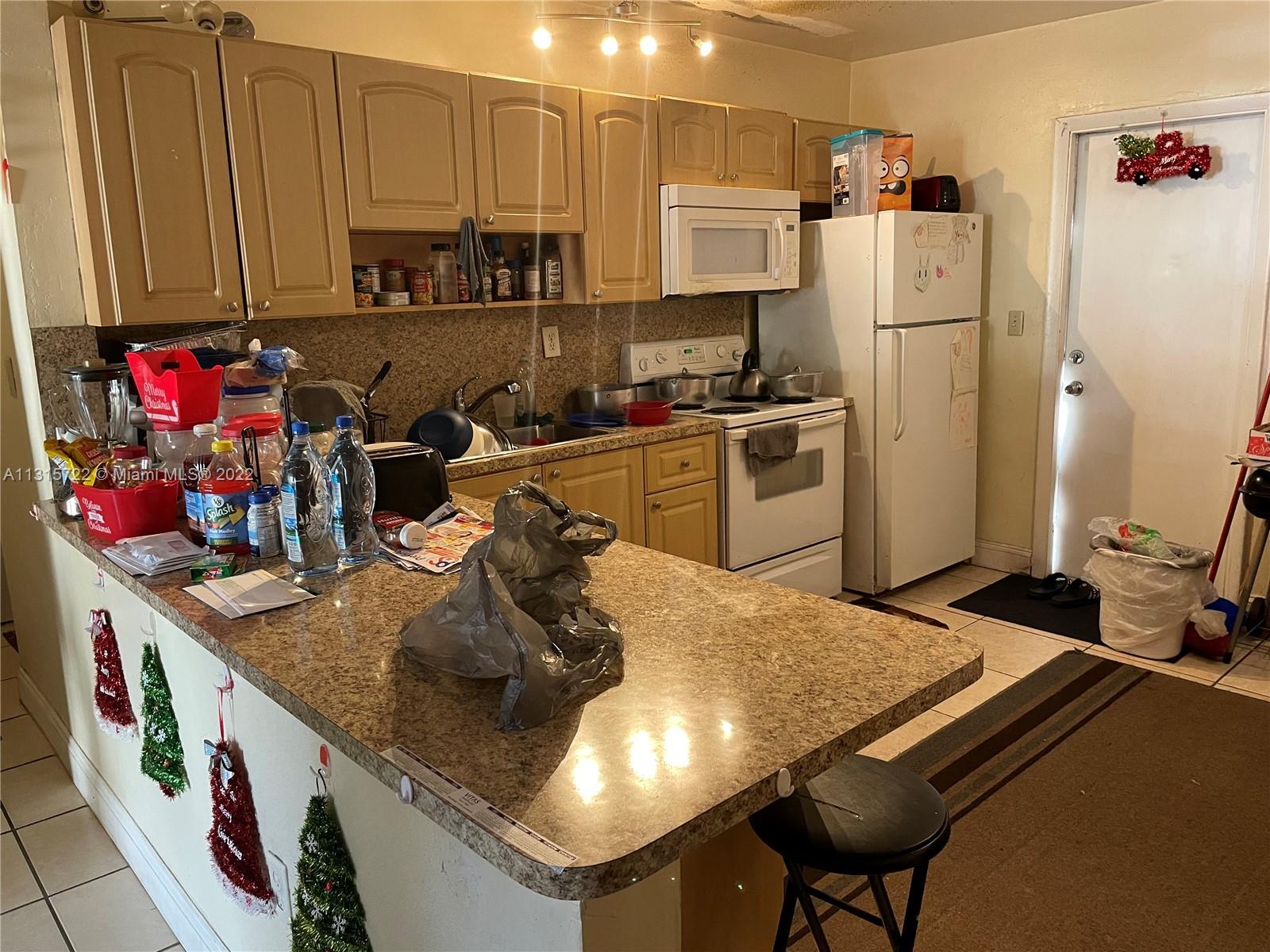 See details / 1911 sq. ft. $ 2022-12-14 0 Photo