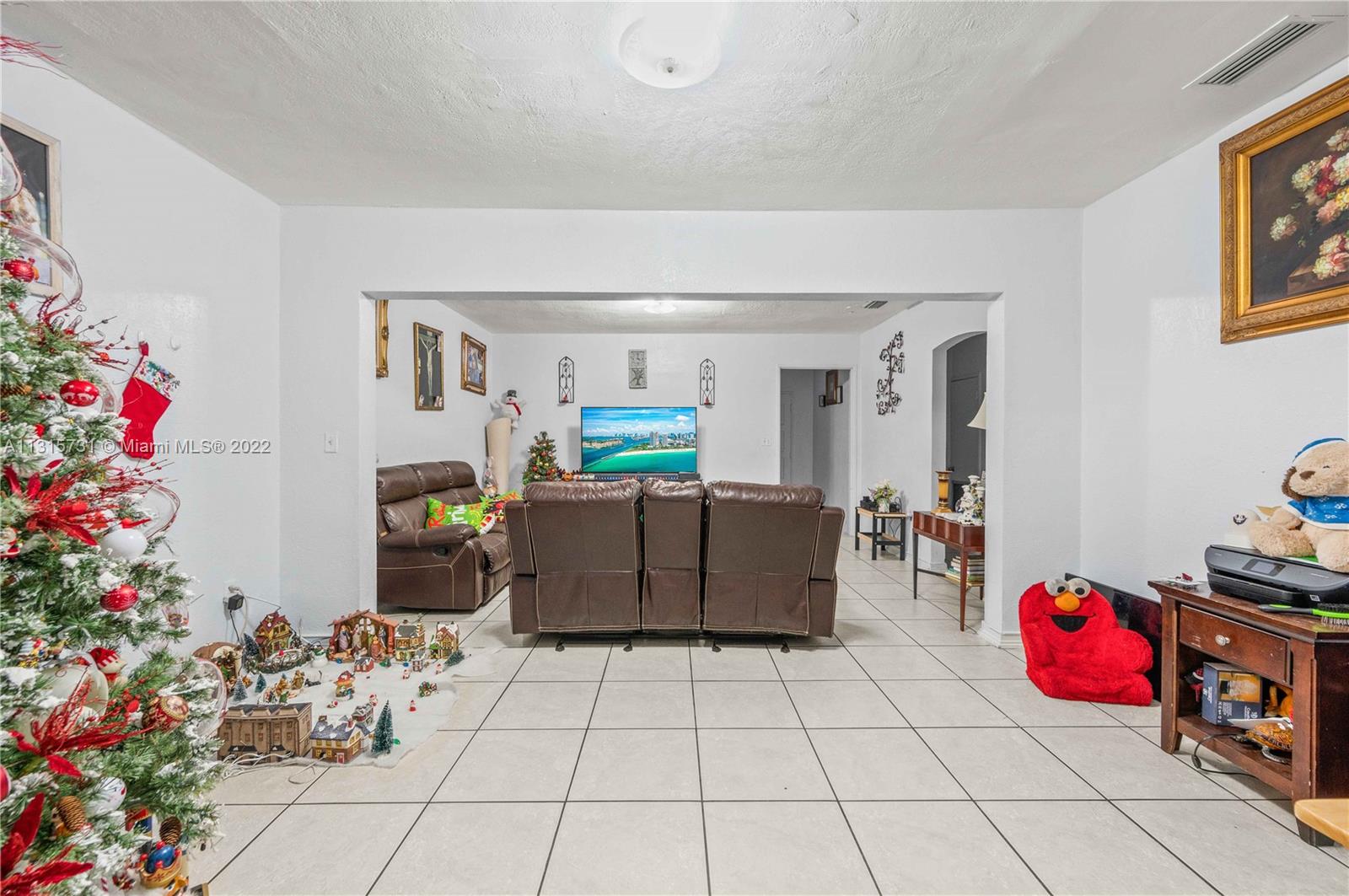 See details / 1759 sq. ft. $ 2022-12-14 0 Photo