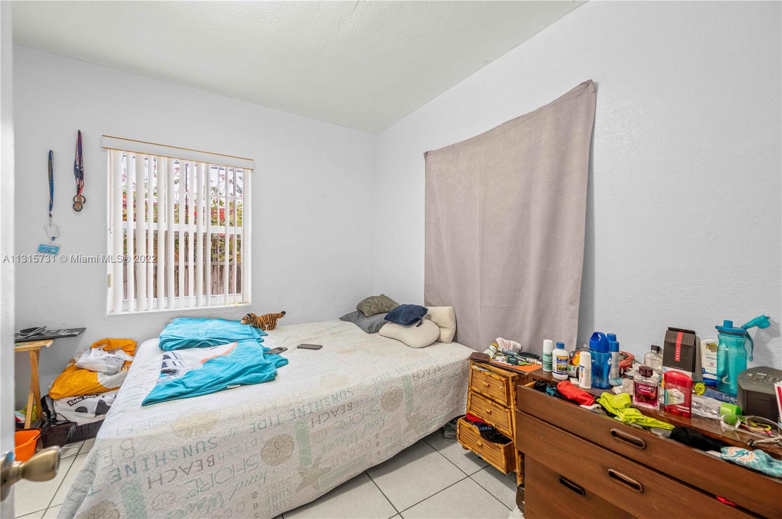 See details / 1759 sq. ft. $ 2022-12-14 0 Photo