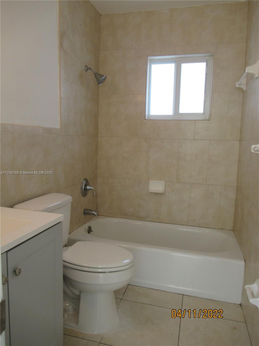 See details / 2240 sq. ft. $ 2022-12-15 0 Photo