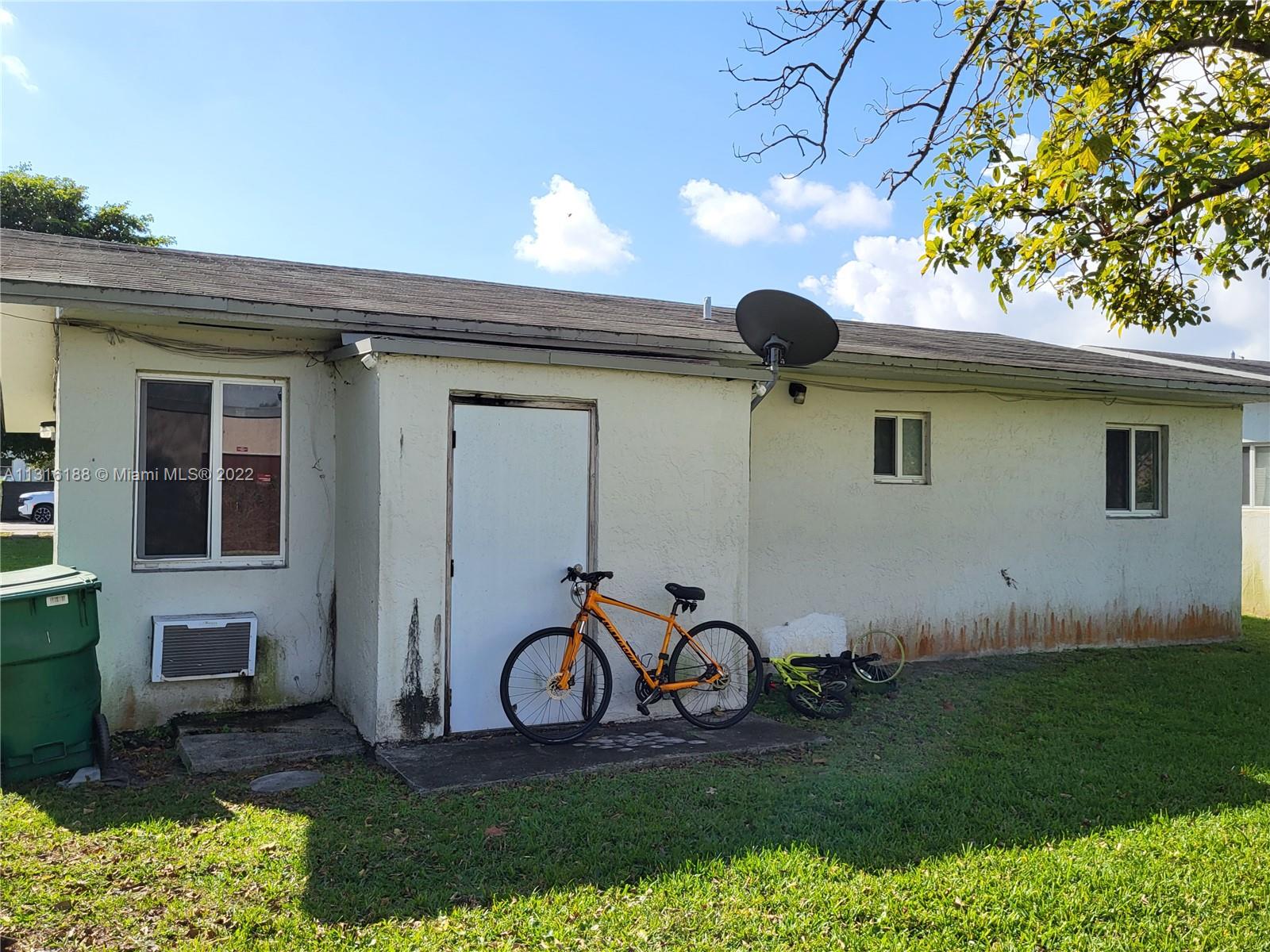 See details / 2240 sq. ft. $ 2022-12-15 0 Photo