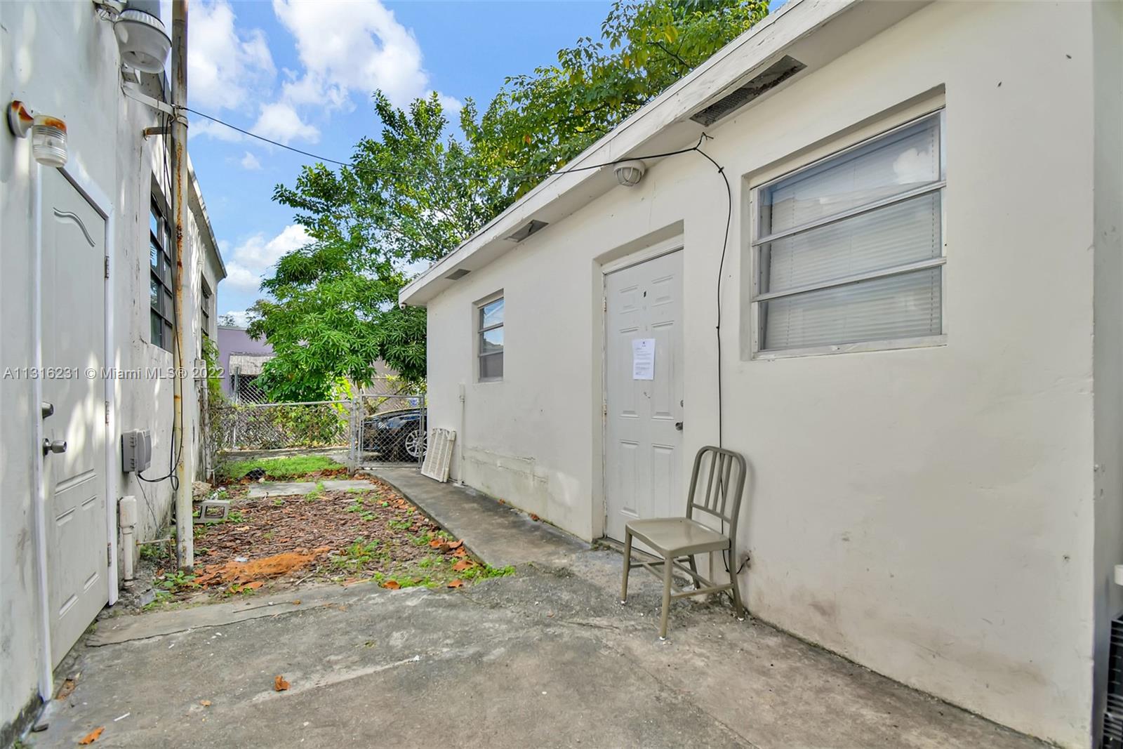 See details / 1514 sq. ft. $ 2022-12-15 0 Photo