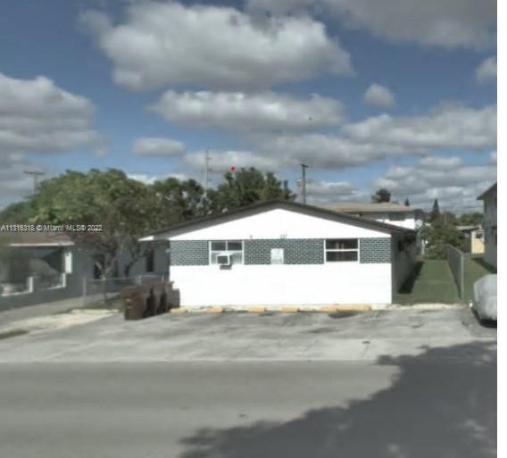 See details / 2754 sq. ft. $ 2022-12-16 0 Photo