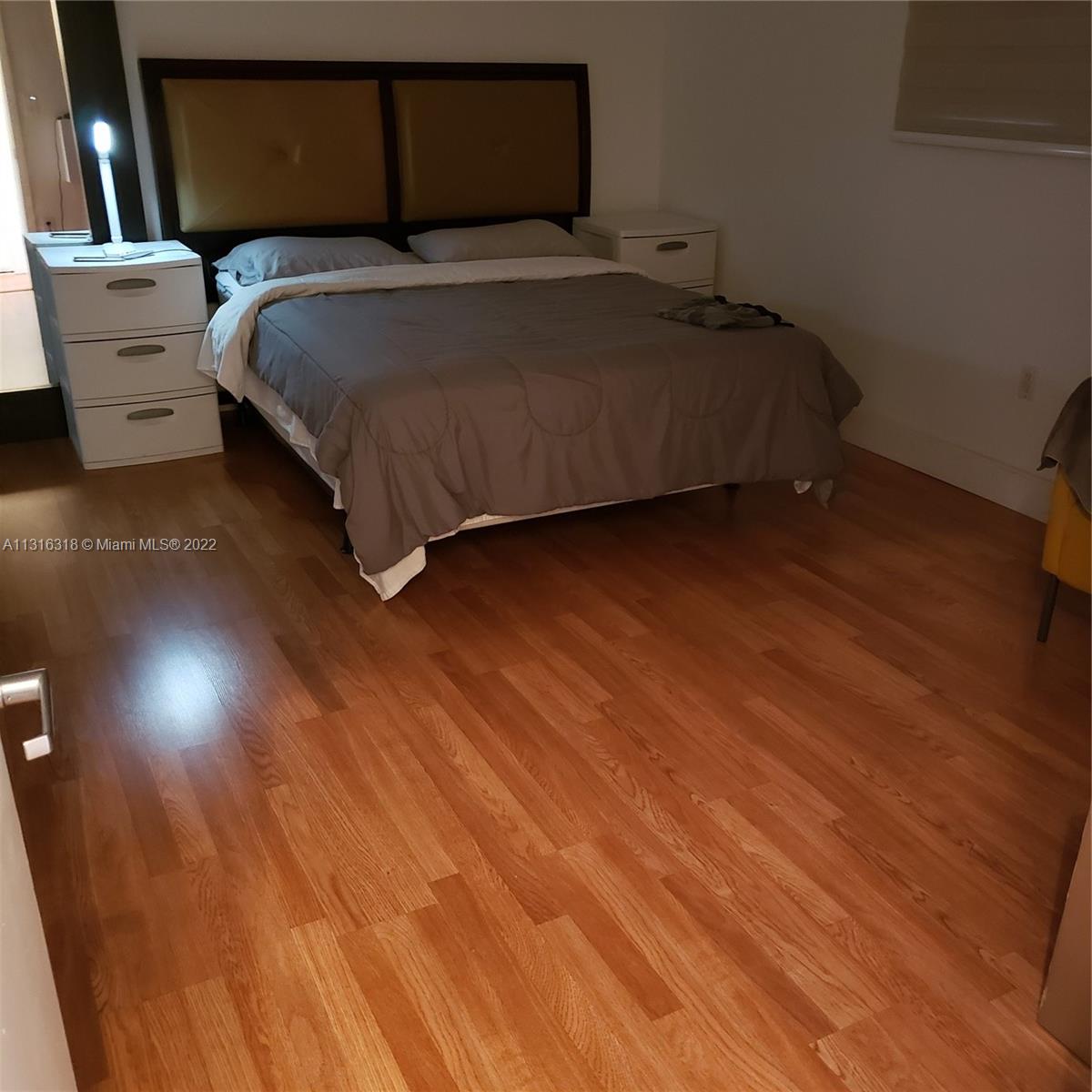 See details / 2754 sq. ft. $ 2022-12-16 0 Photo