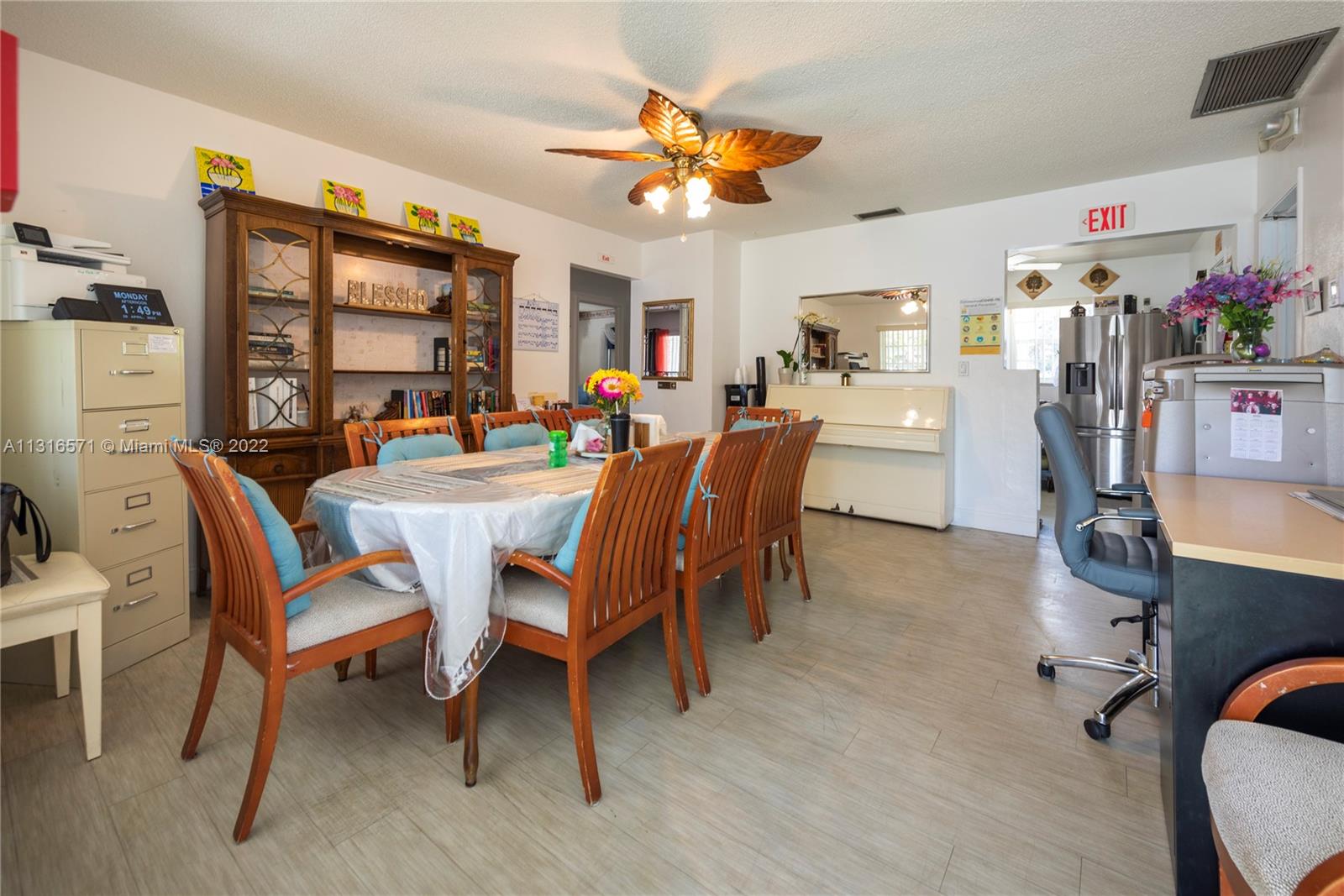 See details / sq. ft. $ 2022-12-16 0 Photo