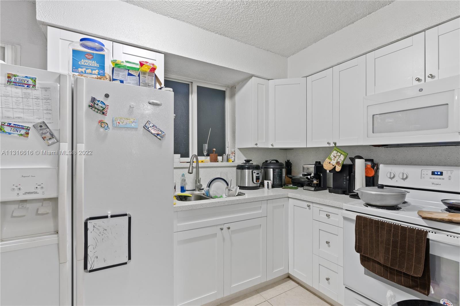 See details / 2415 sq. ft. $ 2022-12-16 0 Photo