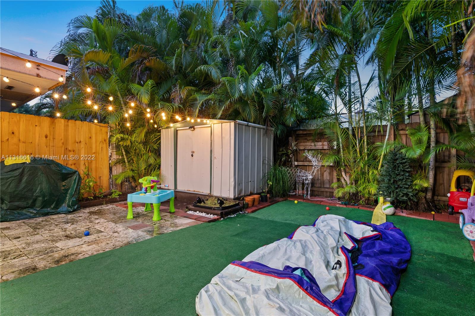 See details / 2415 sq. ft. $ 2022-12-16 0 Photo