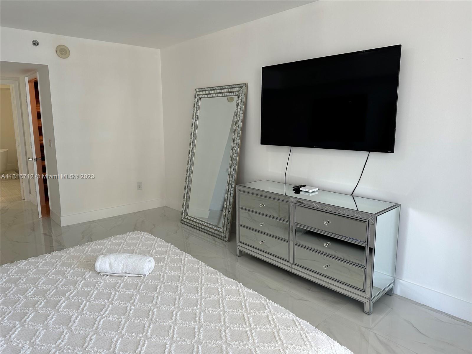 Ver detalles 2406 2 / 2 1458 sq. ft. $ 2022-12-16 0 foto