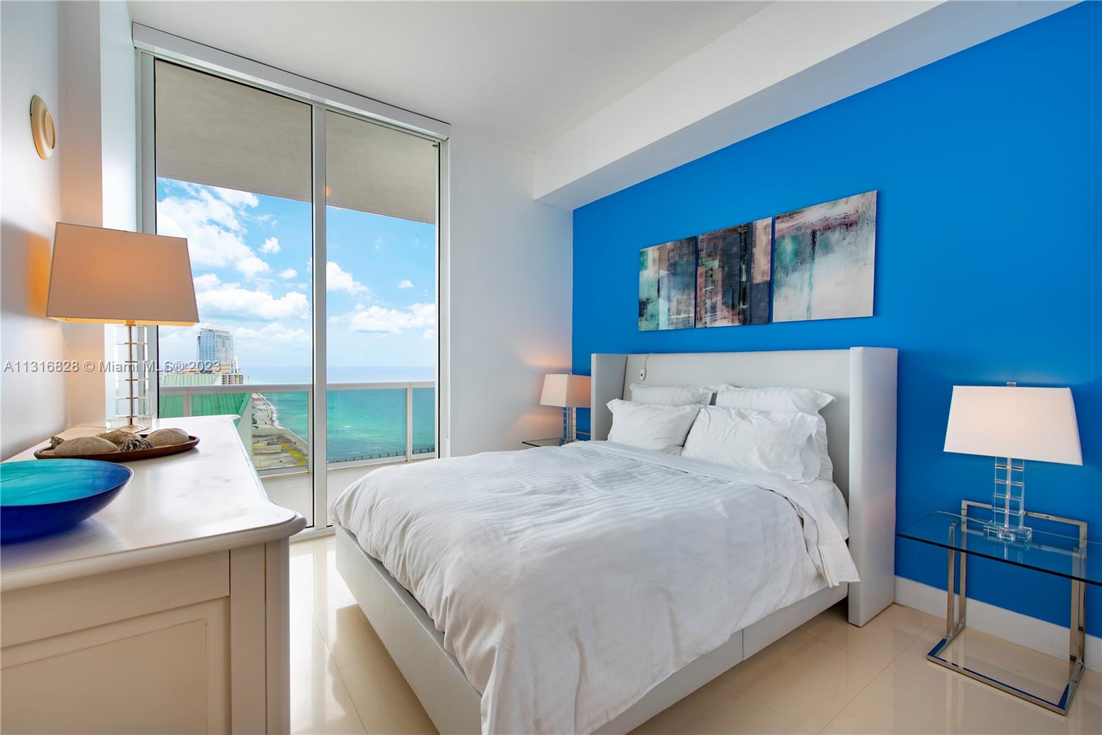 Ver detalles 4102 3 / 4 1979 sq. ft. $ 2022-12-17 0 foto