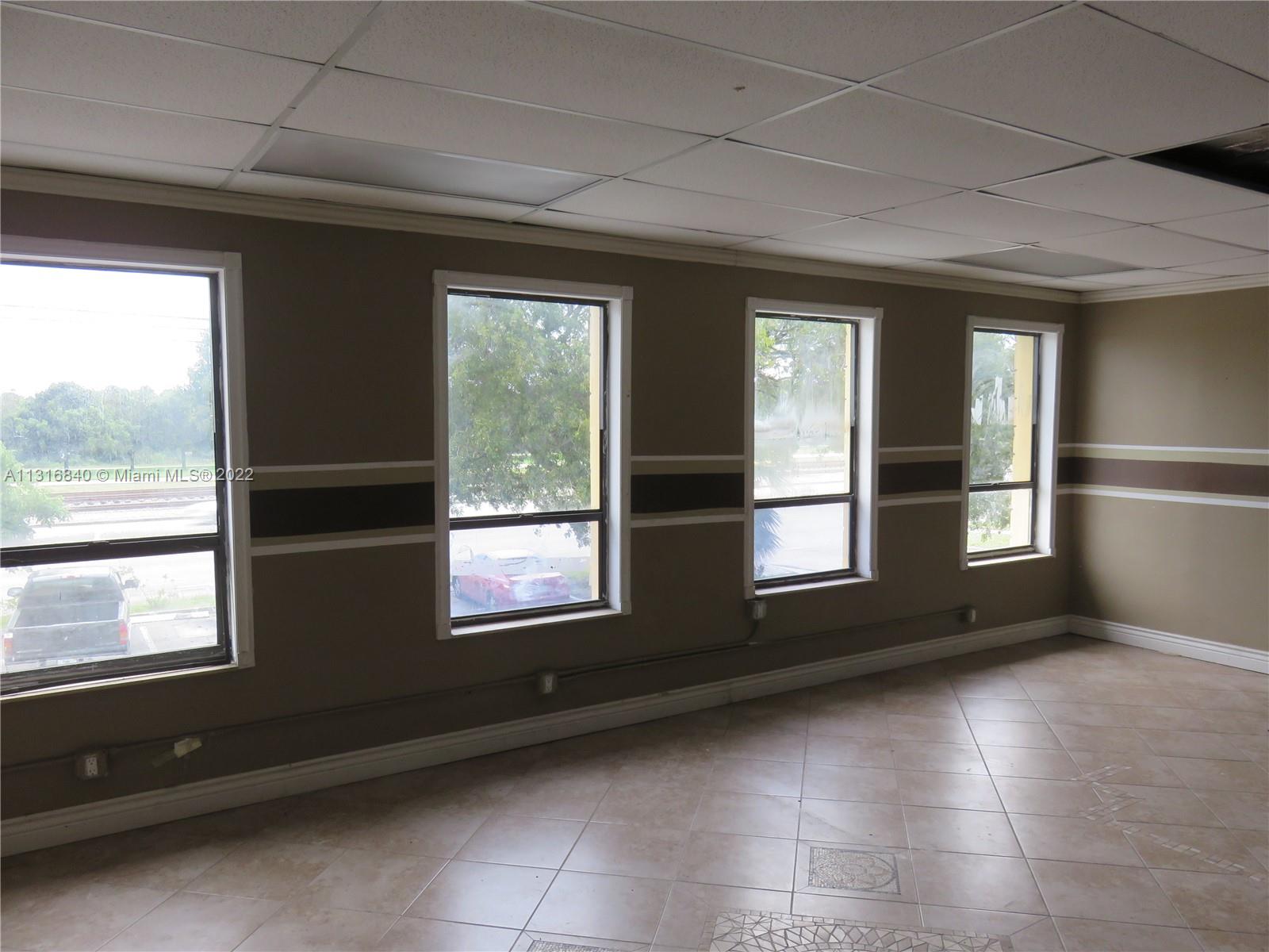 See details B / sq. ft. $ 2022-12-17 0 Photo