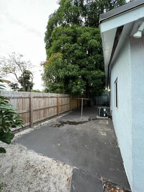See details / 2057 sq. ft. $ 2023-01-09 0 Photo
