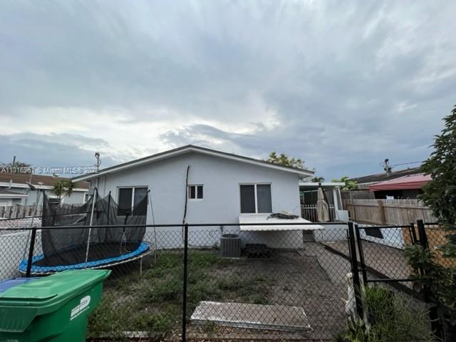 See details / 2057 sq. ft. $ 2023-01-09 0 Photo