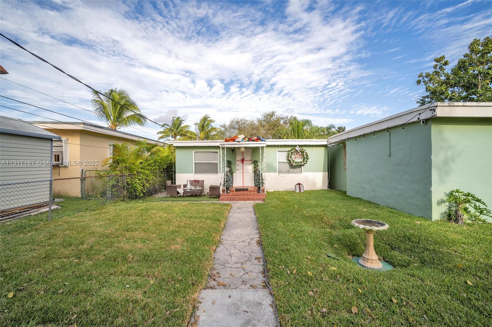 See details / 2054 sq. ft. $ 2022-12-26 0 Photo