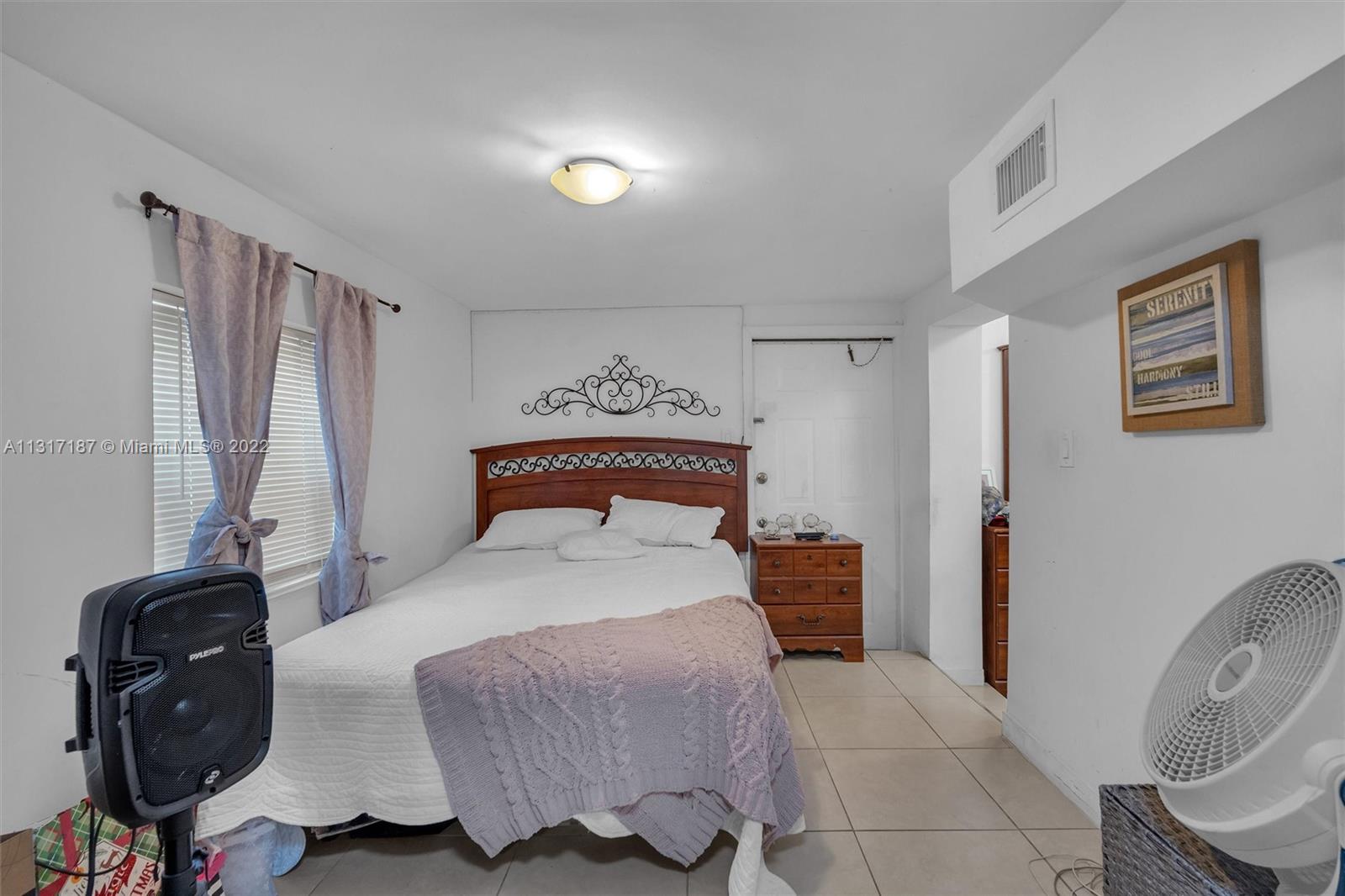 See details / 2054 sq. ft. $ 2022-12-26 0 Photo