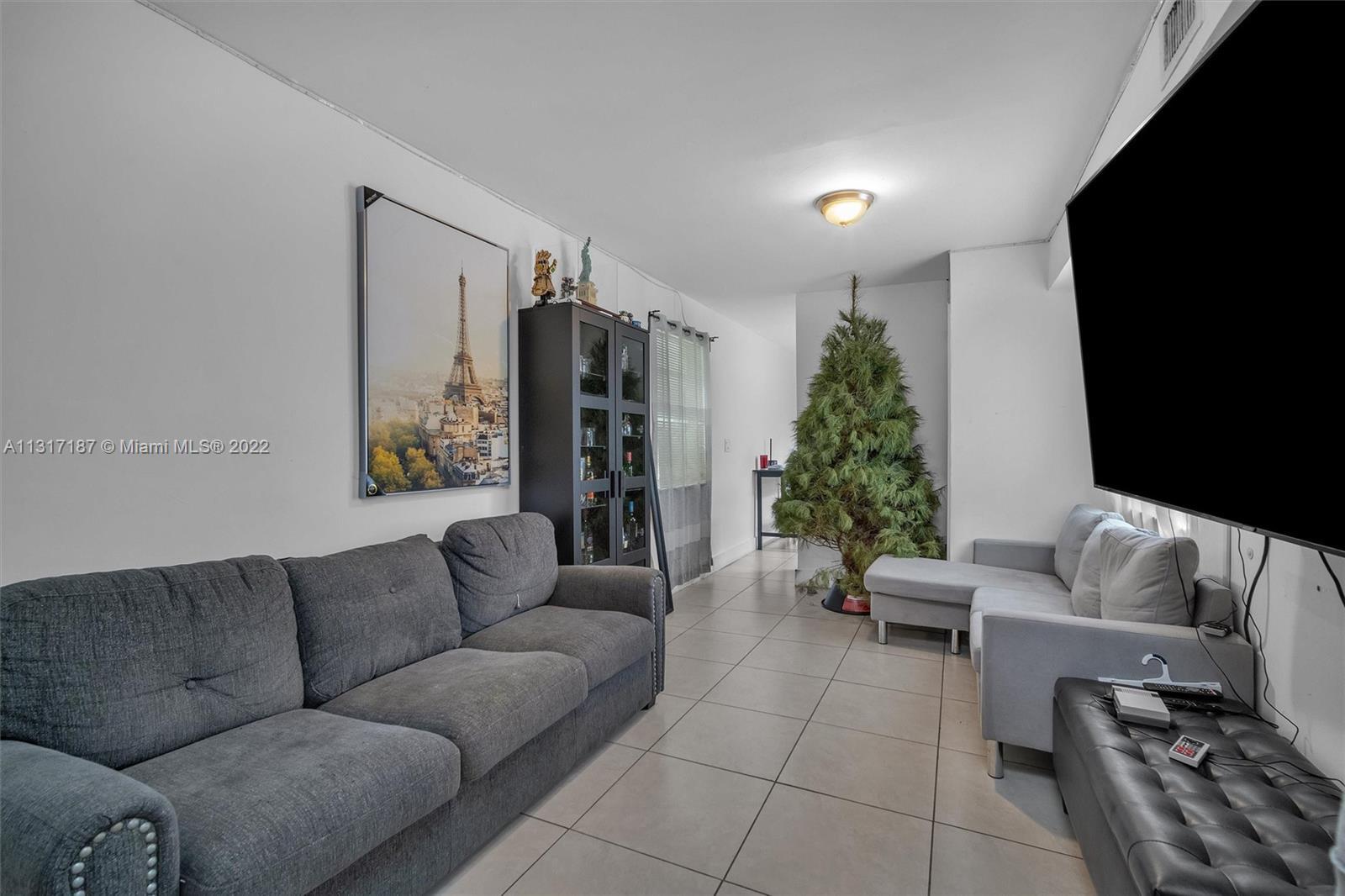 See details / 2054 sq. ft. $ 2022-12-26 0 Photo