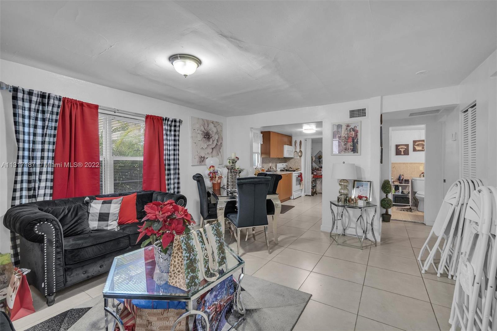 See details / 2054 sq. ft. $ 2022-12-26 0 Photo