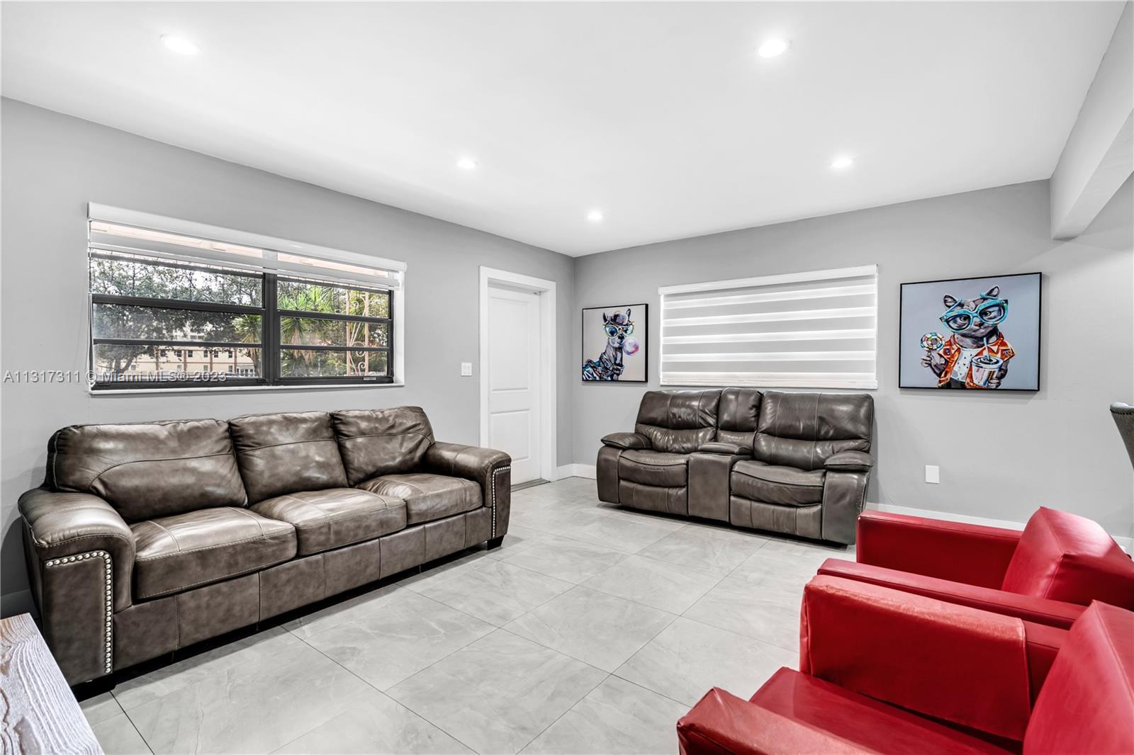 See details / 2078 sq. ft. $ 2022-12-19 0 Photo