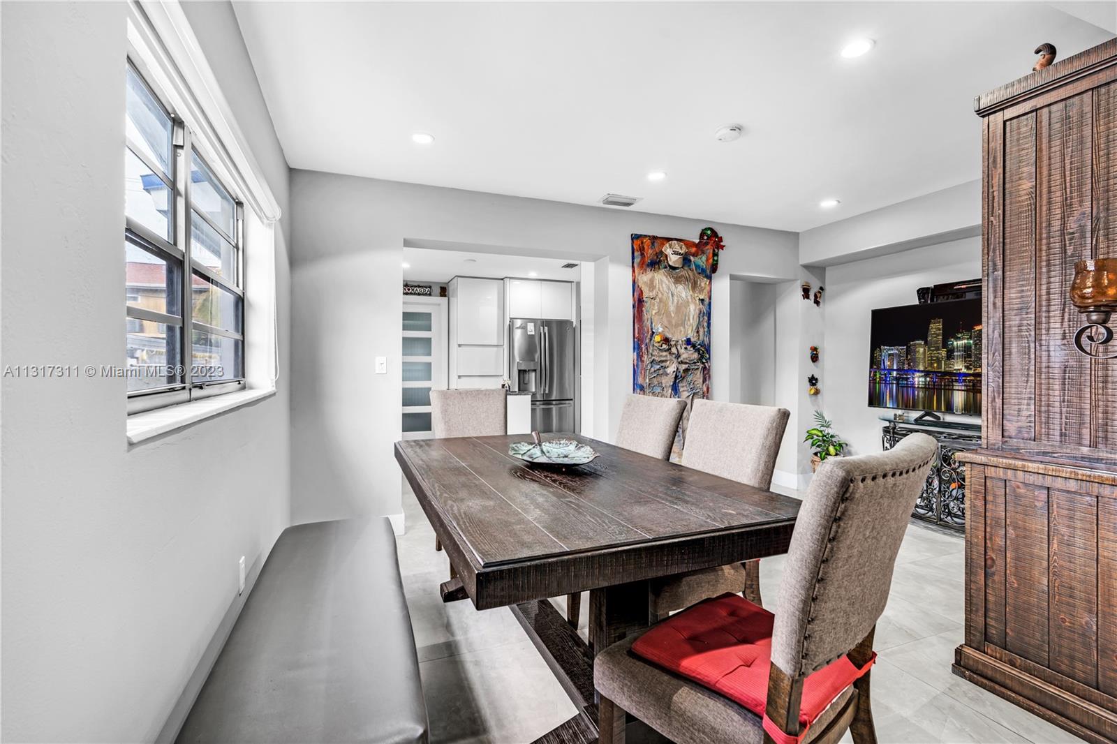 See details / 2078 sq. ft. $ 2022-12-19 0 Photo