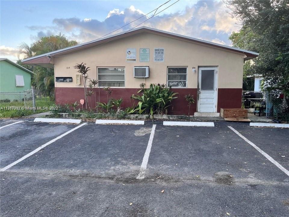 See details / 1876 sq. ft. $ 2022-12-19 0 Photo