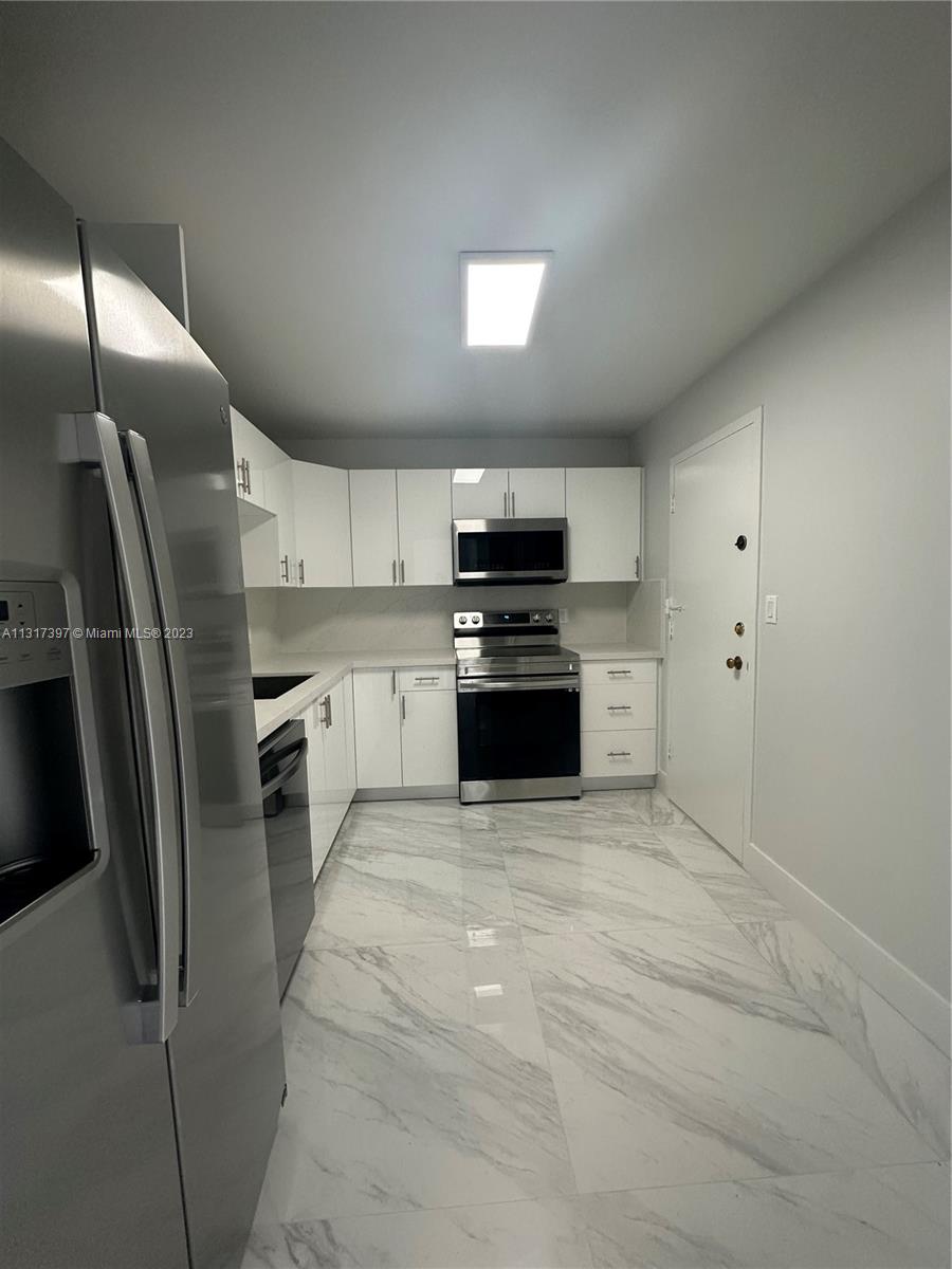 Photo of 3800 Ocean Dr #411, Hollywood, Florida, 33019 -