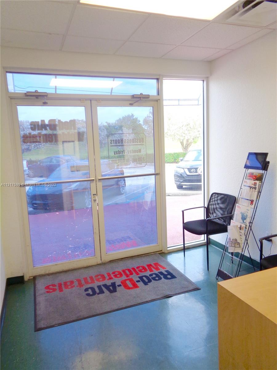 See details / sq. ft. $ 2022-12-20 0 Photo