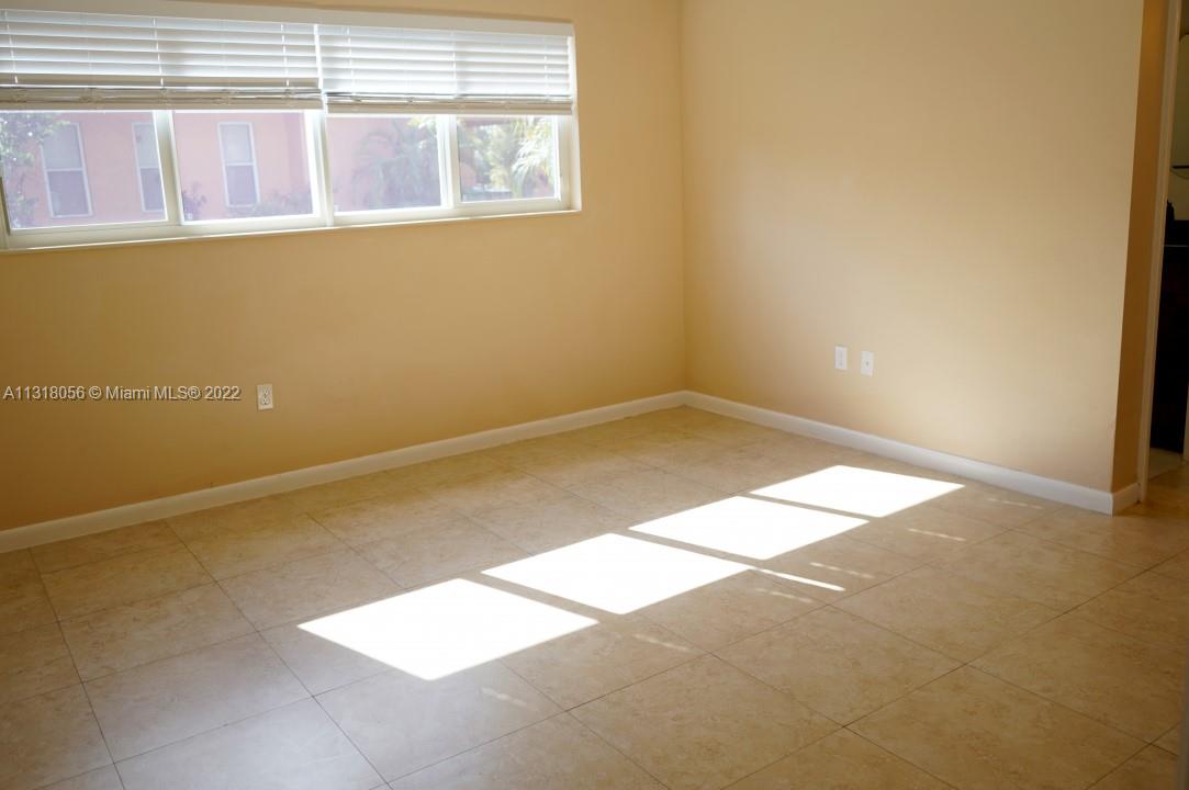 See details / 4046 sq. ft. $ 2022-12-21 0 Photo