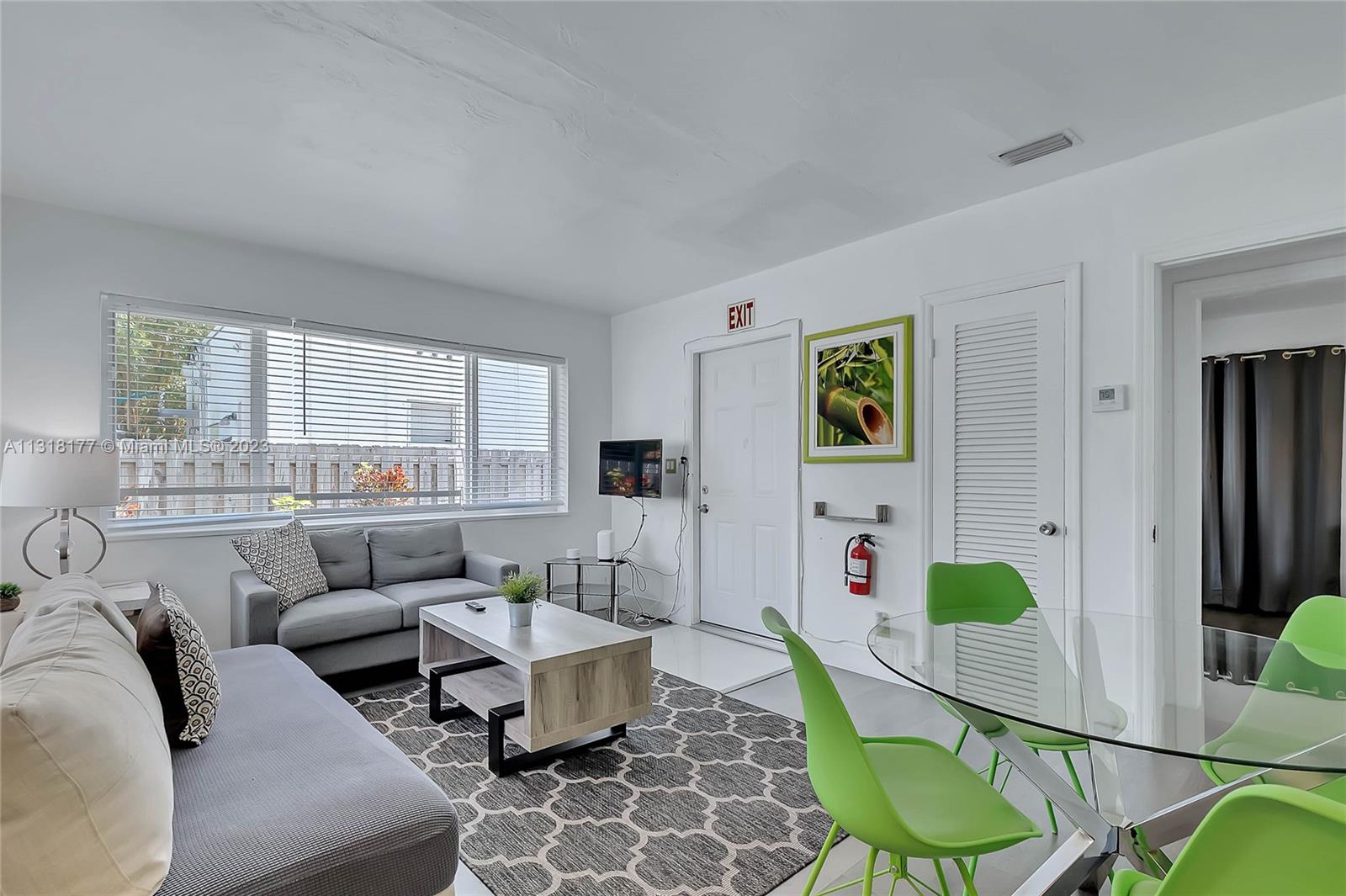 See details / 2045 sq. ft. $ 2022-12-21 0 Photo