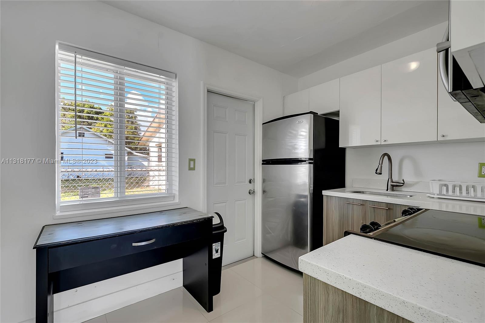 See details / 2045 sq. ft. $ 2022-12-21 0 Photo