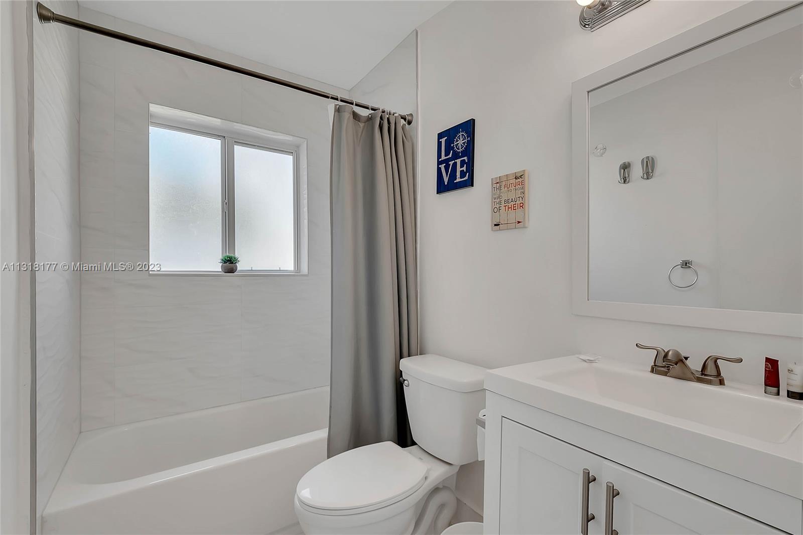 See details / 2045 sq. ft. $ 2022-12-21 0 Photo
