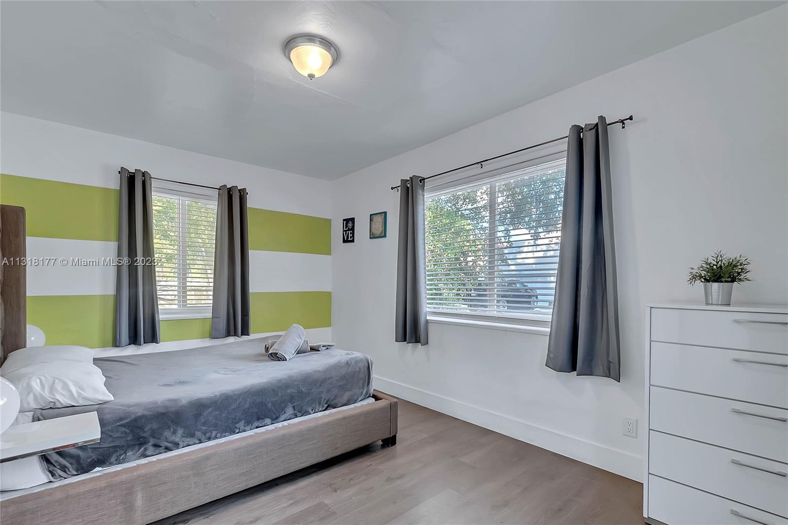 See details / 2045 sq. ft. $ 2022-12-21 0 Photo