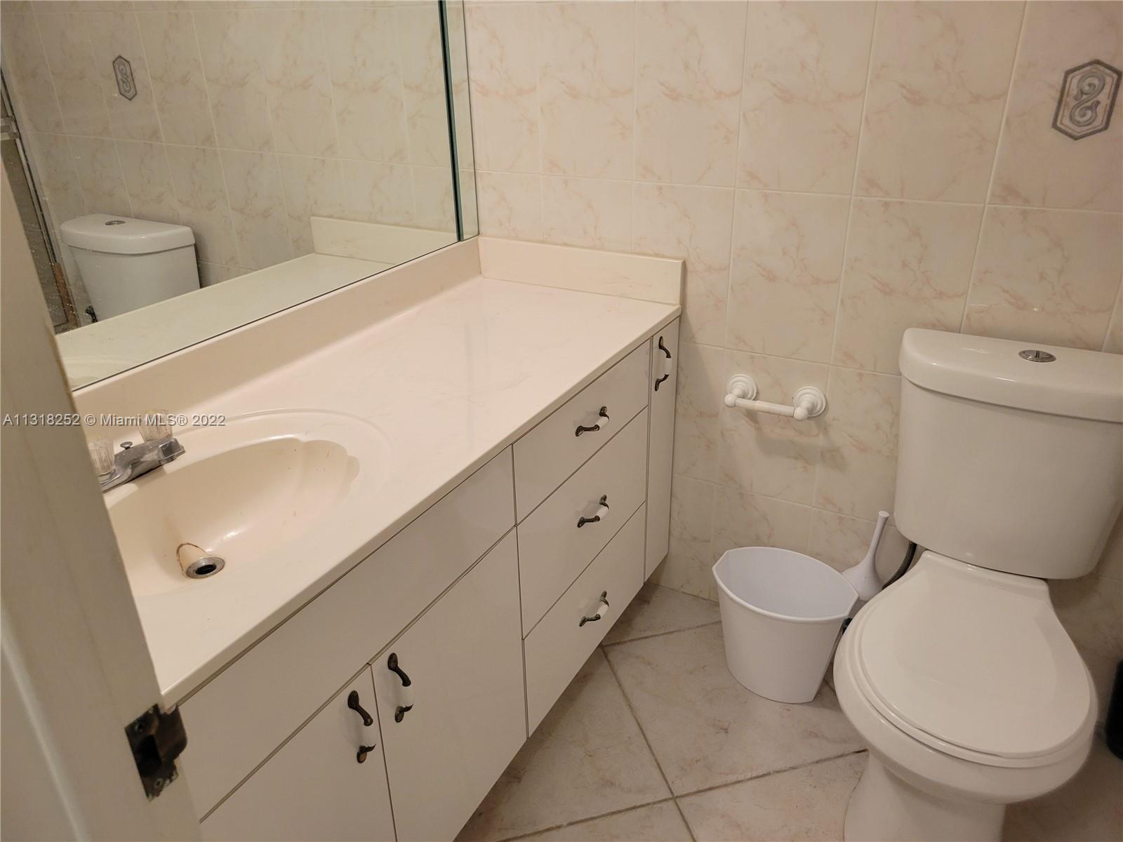 Photo of 3725 Ocean Dr #424, Hollywood, Florida, 33019 -