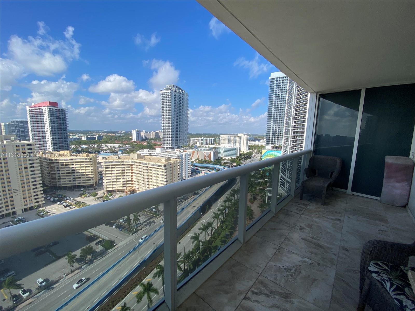 See details 2107 3 / 3 1571 sq. ft. $ 2022-12-21 0 Photo