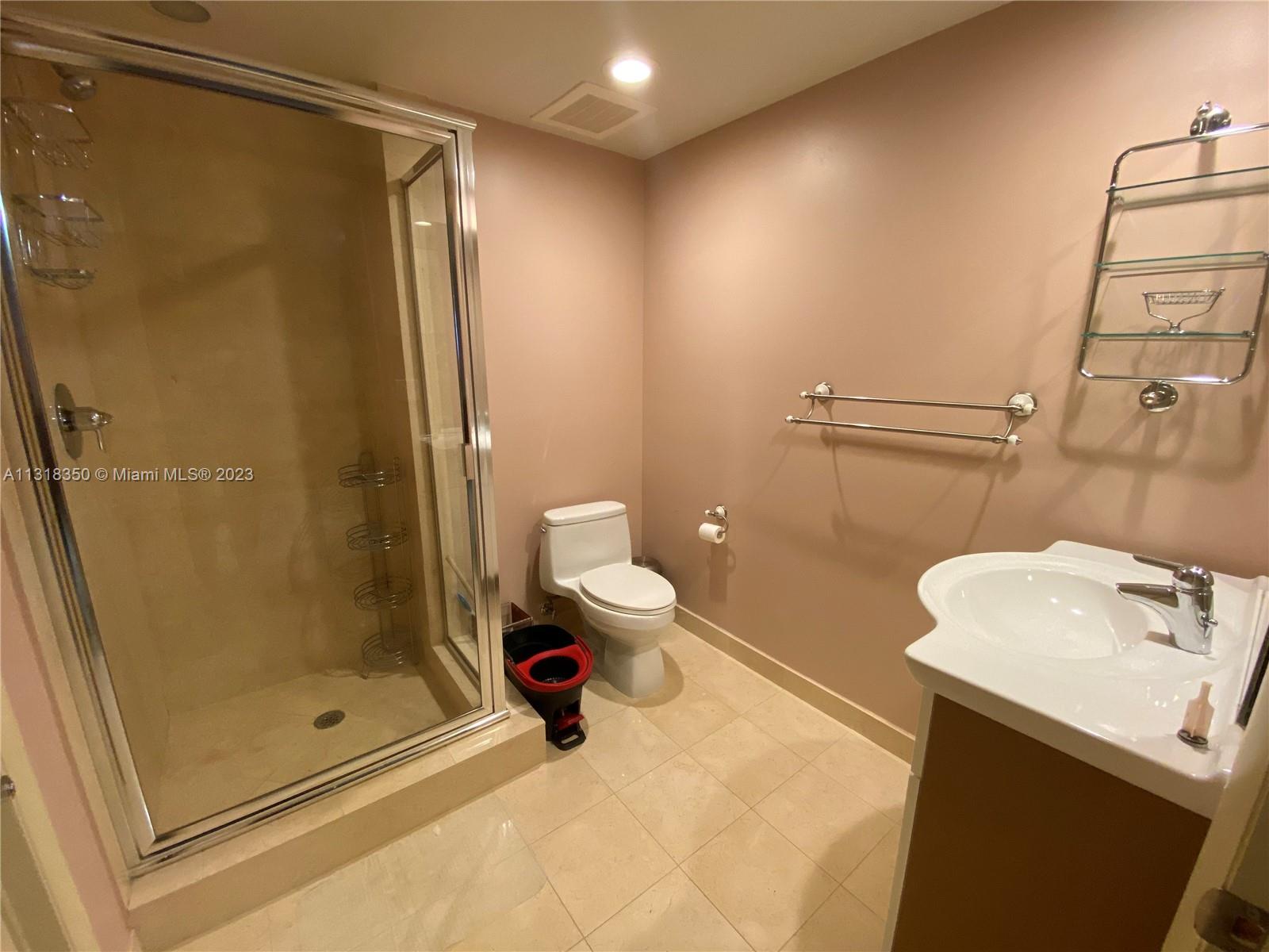 See details 2107 3 / 3 1571 sq. ft. $ 2022-12-21 0 Photo