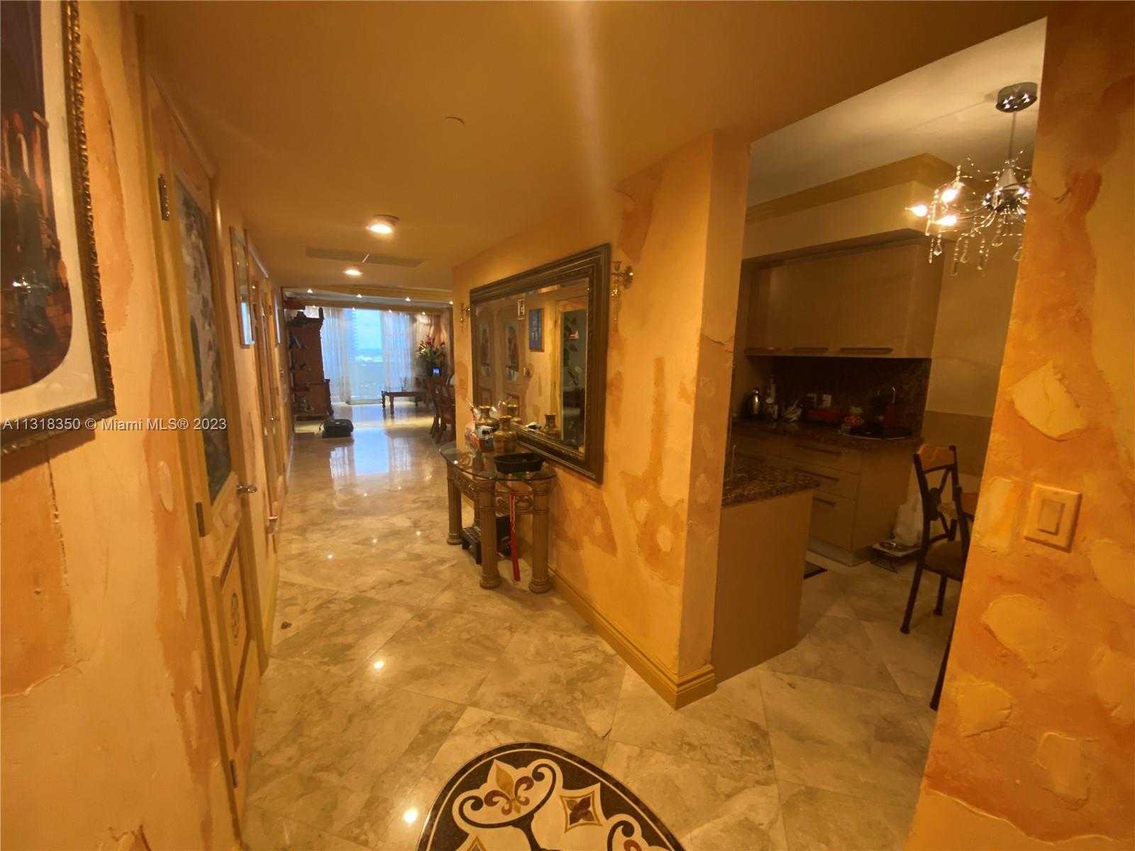 See details 2107 3 / 3 1571 sq. ft. $ 2022-12-21 0 Photo