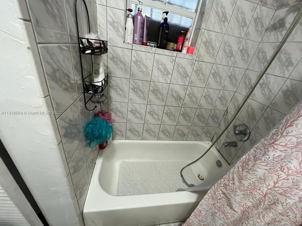 See details / 2903 sq. ft. $ 2022-12-22 0 Photo