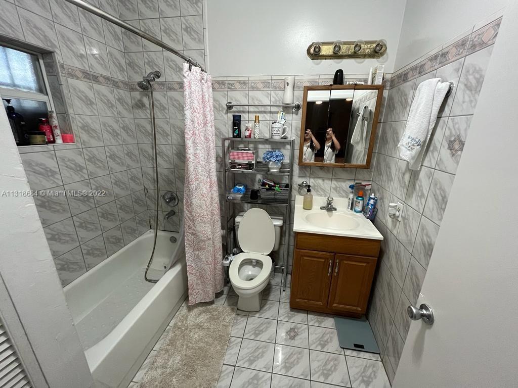 See details / 2903 sq. ft. $ 2022-12-22 0 Photo