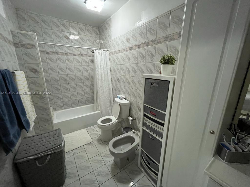 See details / 2903 sq. ft. $ 2022-12-22 0 Photo